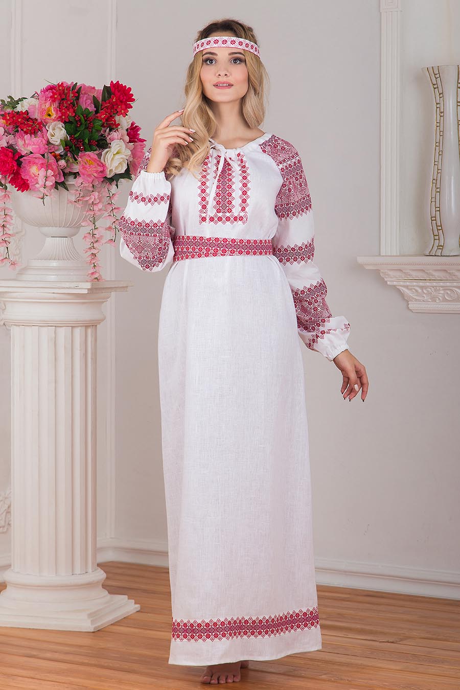 Women in Slavic costumes in Jeddah